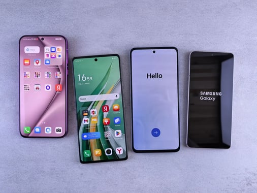 Smartphones reconditionnés pour flotte d'entreprise, testés en atelier